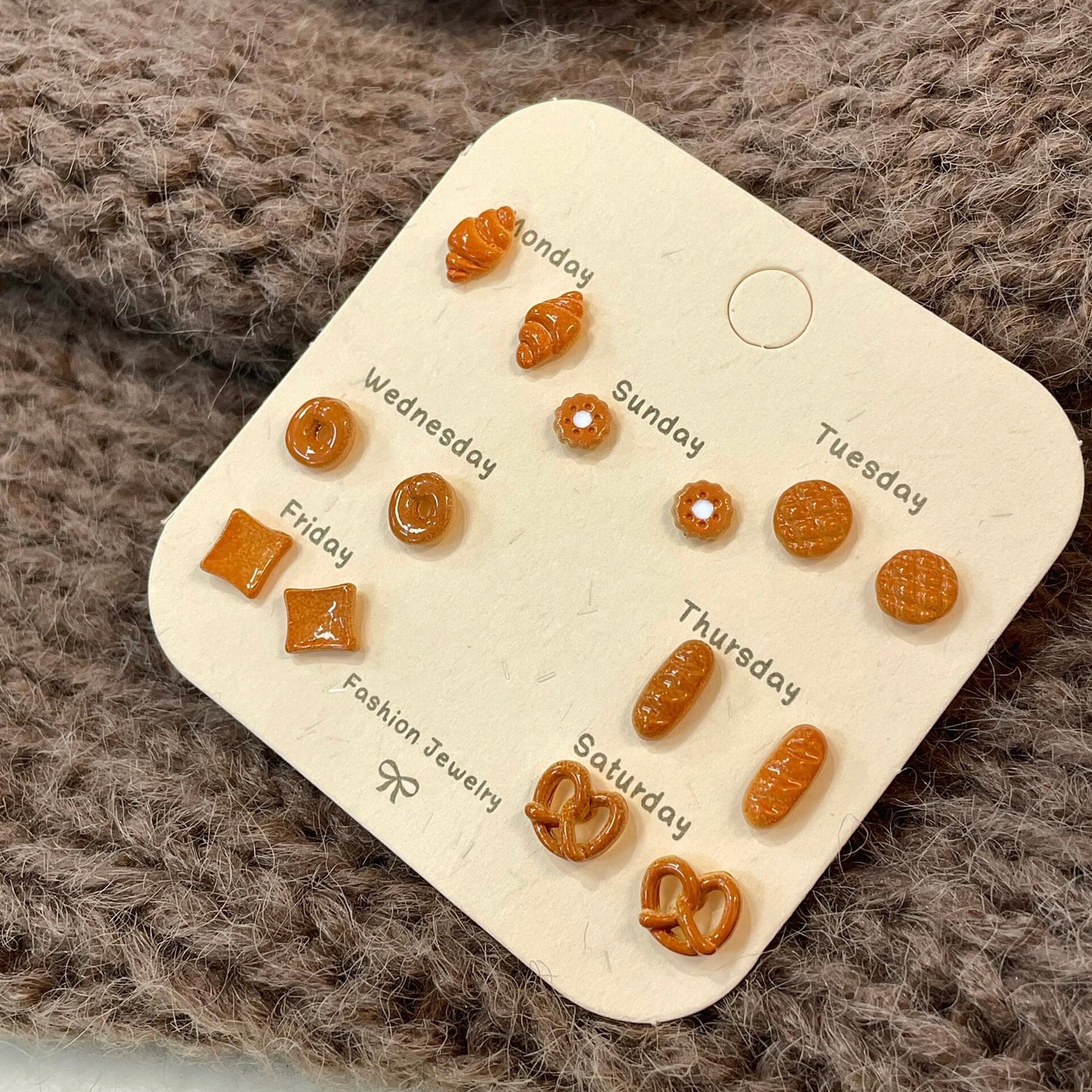 Cute Bread Lover Stud Earrings Set | 7 Pairs Weekly Artisan Bakery Earrings (Pretzel, Croissant, Cookie)